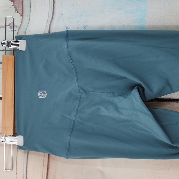 Born Primitive Your Go To Leggings - Picture 5 of 6